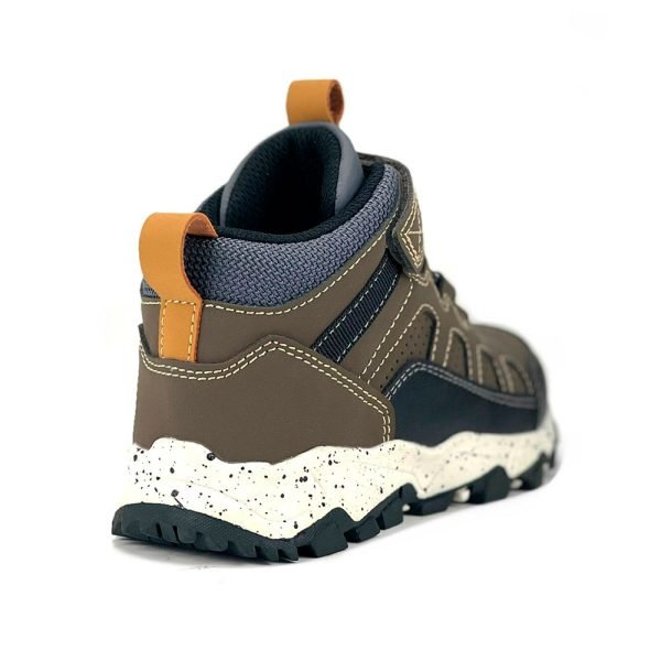 Zapatilla para niño outdoor caqui
