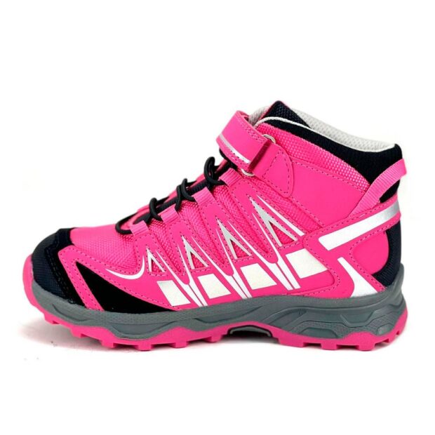 Zapatilla outdoor para niña