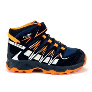 Zapatilla outdoor para niño negro